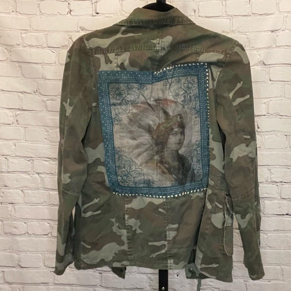 Sound and Matter Camo Utility Jacket Size Small - Picture 3 of 4